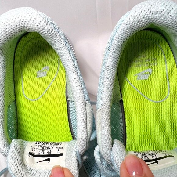 Nike Women's Tanjun Glacier Blue & White Running Shoes/Sneakers-Lace Up-Sz 6 - Picture 3 of 16